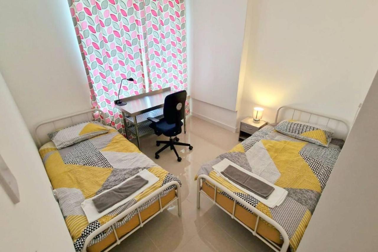 Modern 3-Bed House In Surrey Quays Villa ลอนดอน ภายนอก รูปภาพ